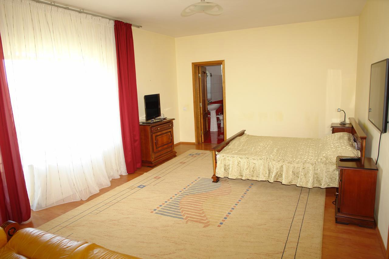 Pensiunea Casa Benko Bákó Kültér fotó