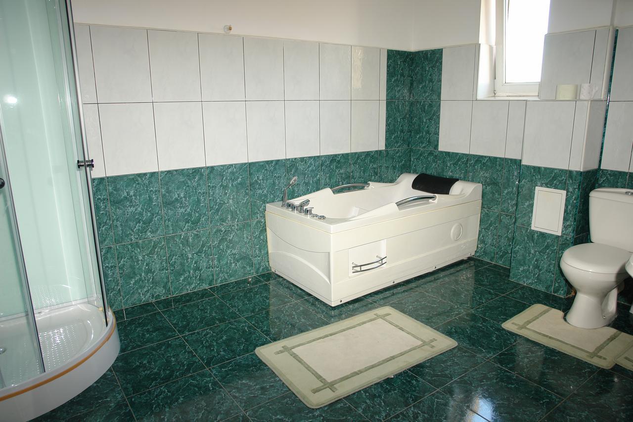 Pensiunea Casa Benko Bákó Kültér fotó